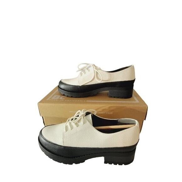 NEW Born in California Lace Up Oxfords Women's Black White Sz 8 Vegan Leather - Picture 1 of 12